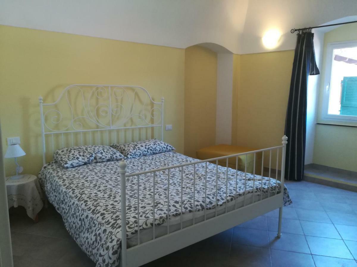 I Fiori Di Santo Stefano Apartment Santo Stefano al Mare Exterior photo